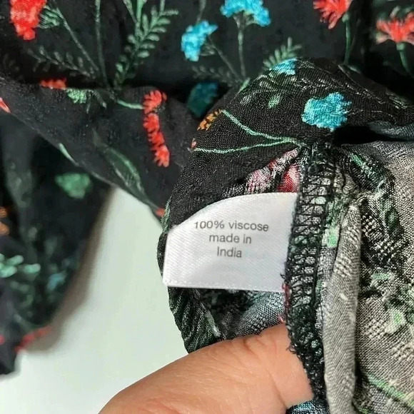 ❤️Host Pick❤️[US20]Lane Bryant Floral Pattern Viscose Button Down Flowy  Shirt - Picture 11 of 14